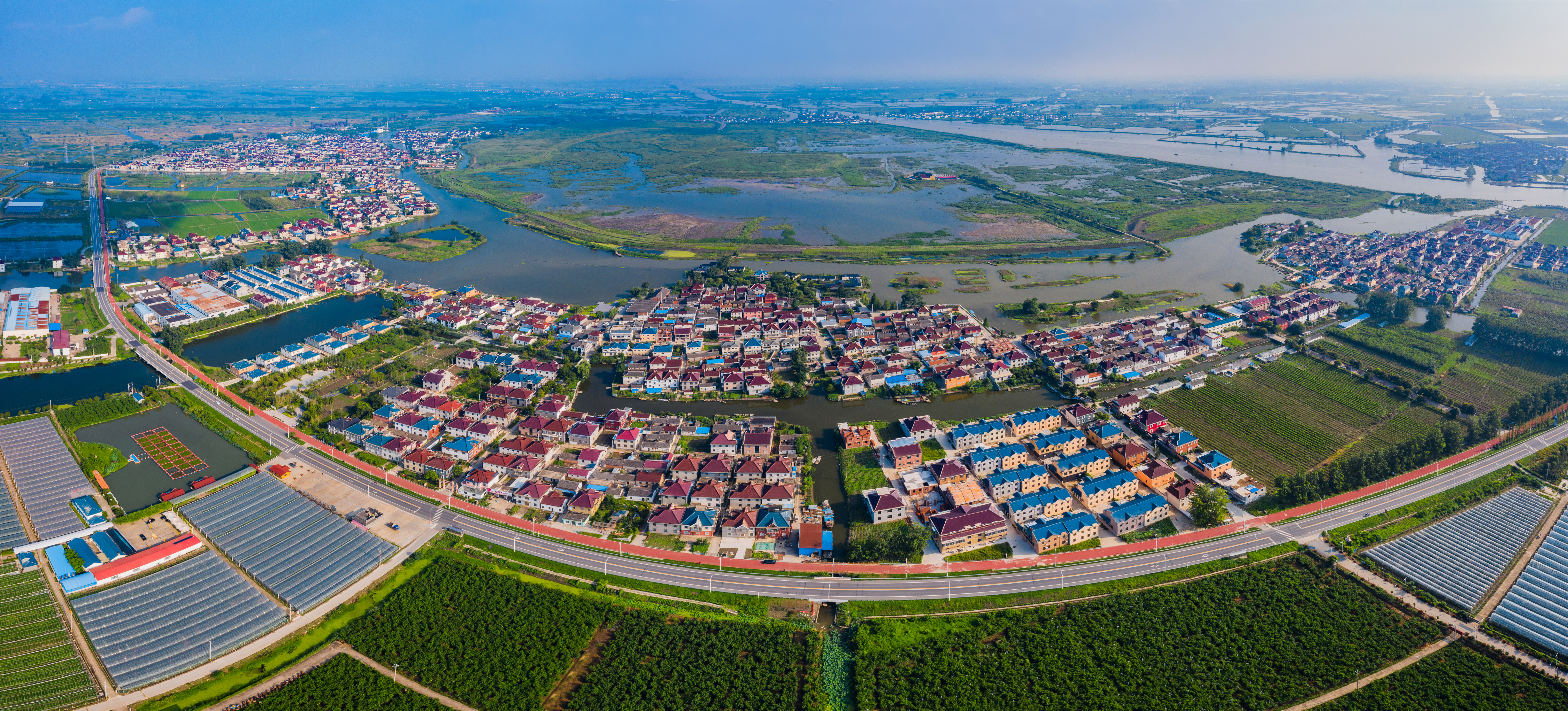 Convenient Water and Land Transportation