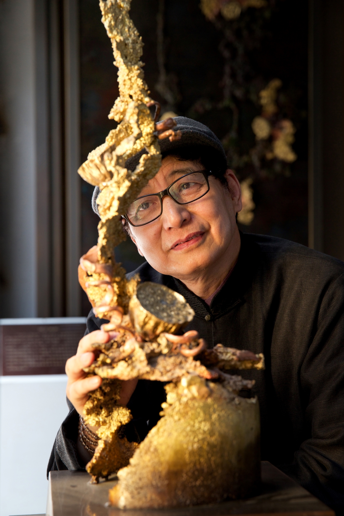 GalaxyArt will present from January 20 to April 12 the works of Chinese master copper sculptor Zhu Bingren, an artisan who revived the historic artform through boundless exploration and imagination.