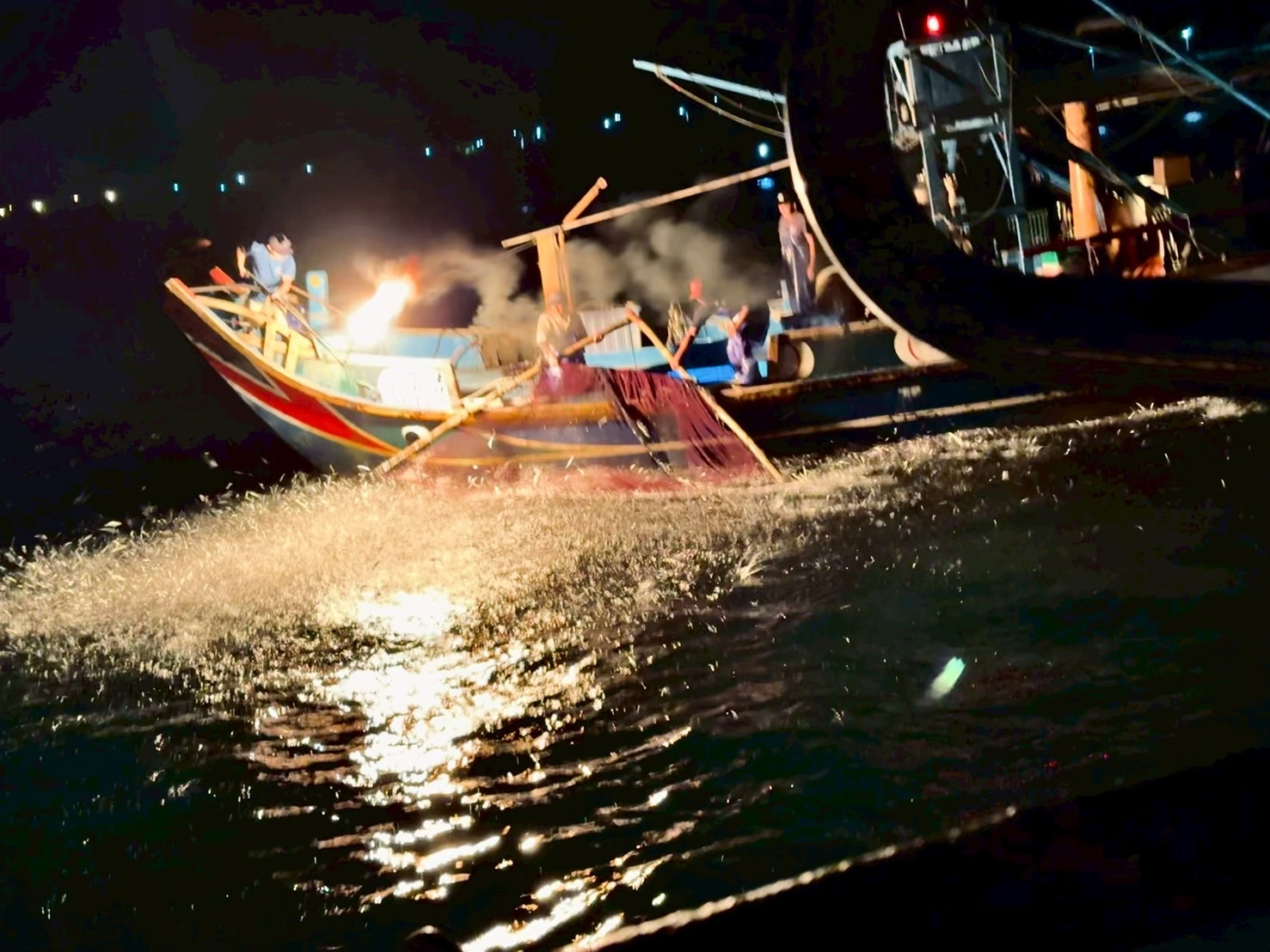 Jinshan Sulfuric Fire Fishing is the world